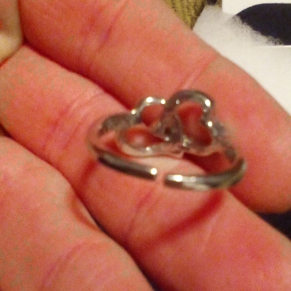 Silver tone heart crystal jewelry set - Picture 5 of 7